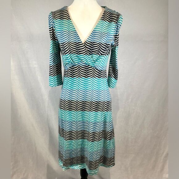 ModCloth Ruby Belle shades of blue ocean waves empire waist dress size 6 - Picture 1 of 6